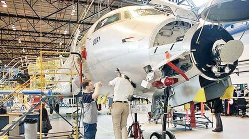 مصنع مختص في صناعة الطائرات يعلن عن عملية توظيف عمال وعاملات “مبتدئين”